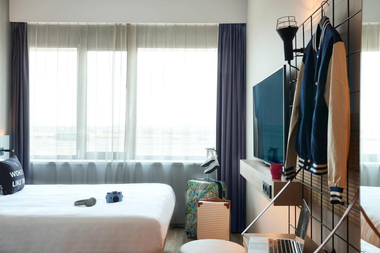 Hotel Moxy Amsterdam Schiphol Airport Hoofddorp Exterior foto