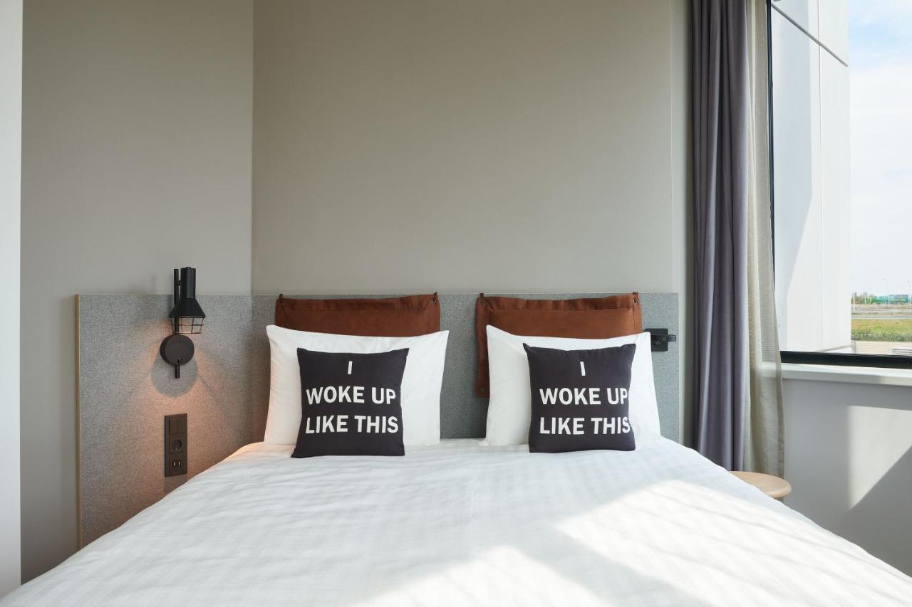 Hotel Moxy Amsterdam Schiphol Airport Hoofddorp Exterior foto