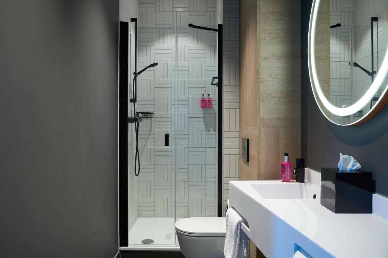 Hotel Moxy Amsterdam Schiphol Airport Hoofddorp Exterior foto